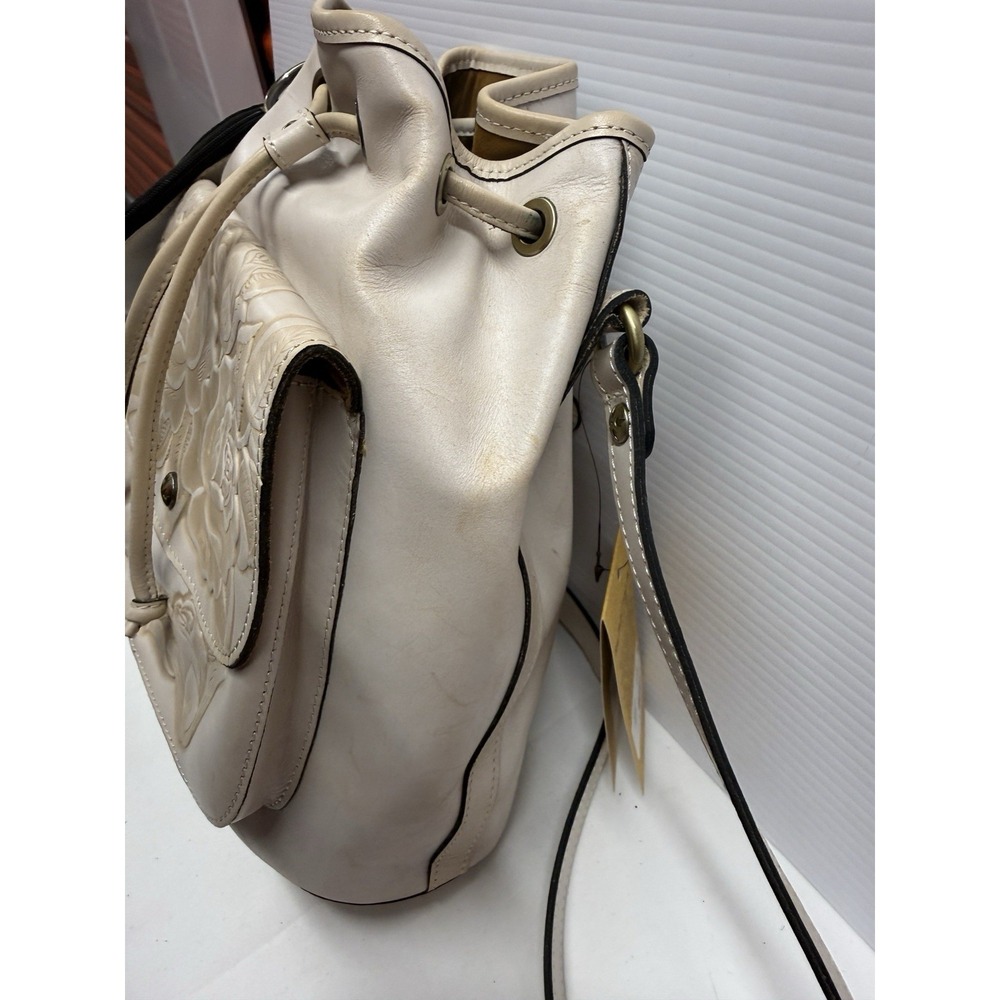 Patricia Nash SABINA Leather Crossbody Drawstring Bag ~Chalk White Distressed - Picture 3 of 12